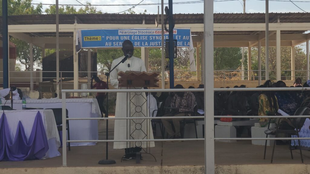 L'Abbé Georges Guirane Diouf durant son allocution